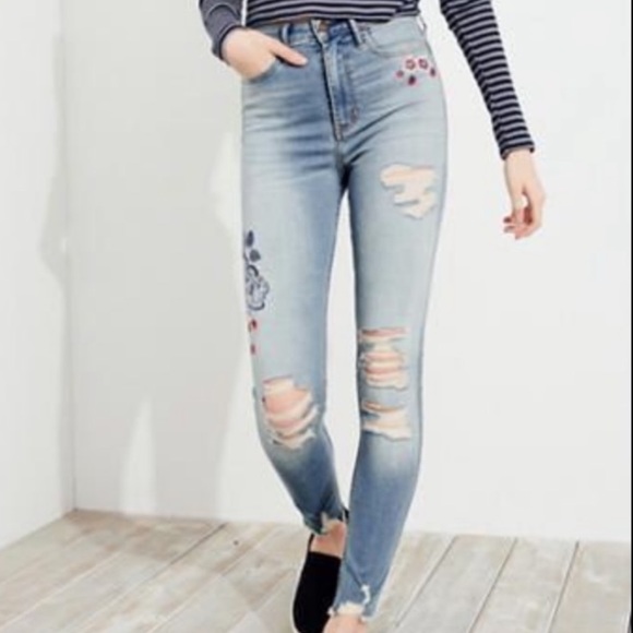 Hollister ultra high rise embroidered skinny jeans - Picture 7 of 7
